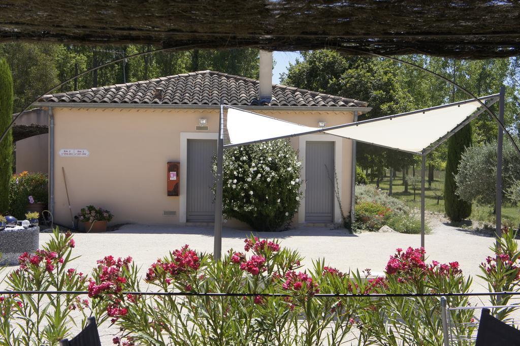 Residence Les Peupliers Loriol-du-Comtat ภายนอก รูปภาพ