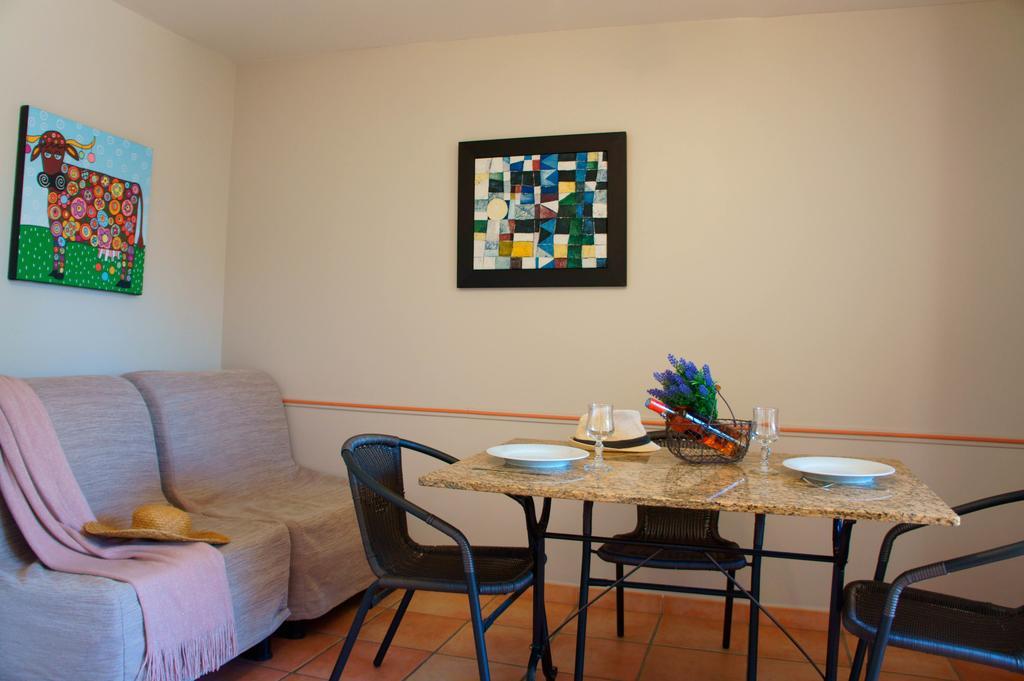 Residence Les Peupliers Loriol-du-Comtat ภายนอก รูปภาพ