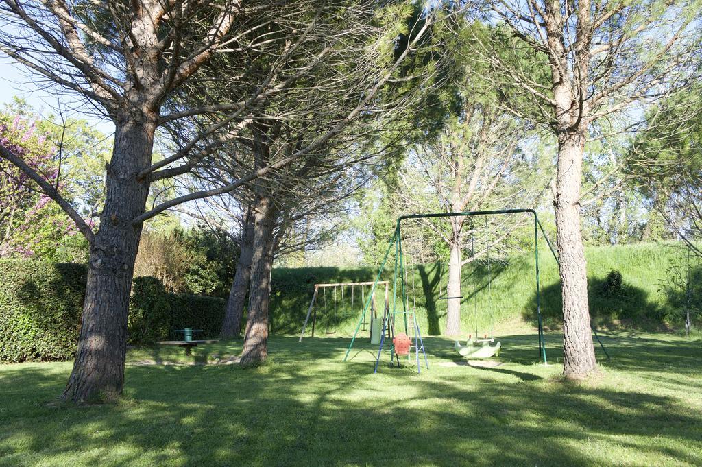 Residence Les Peupliers Loriol-du-Comtat ภายนอก รูปภาพ